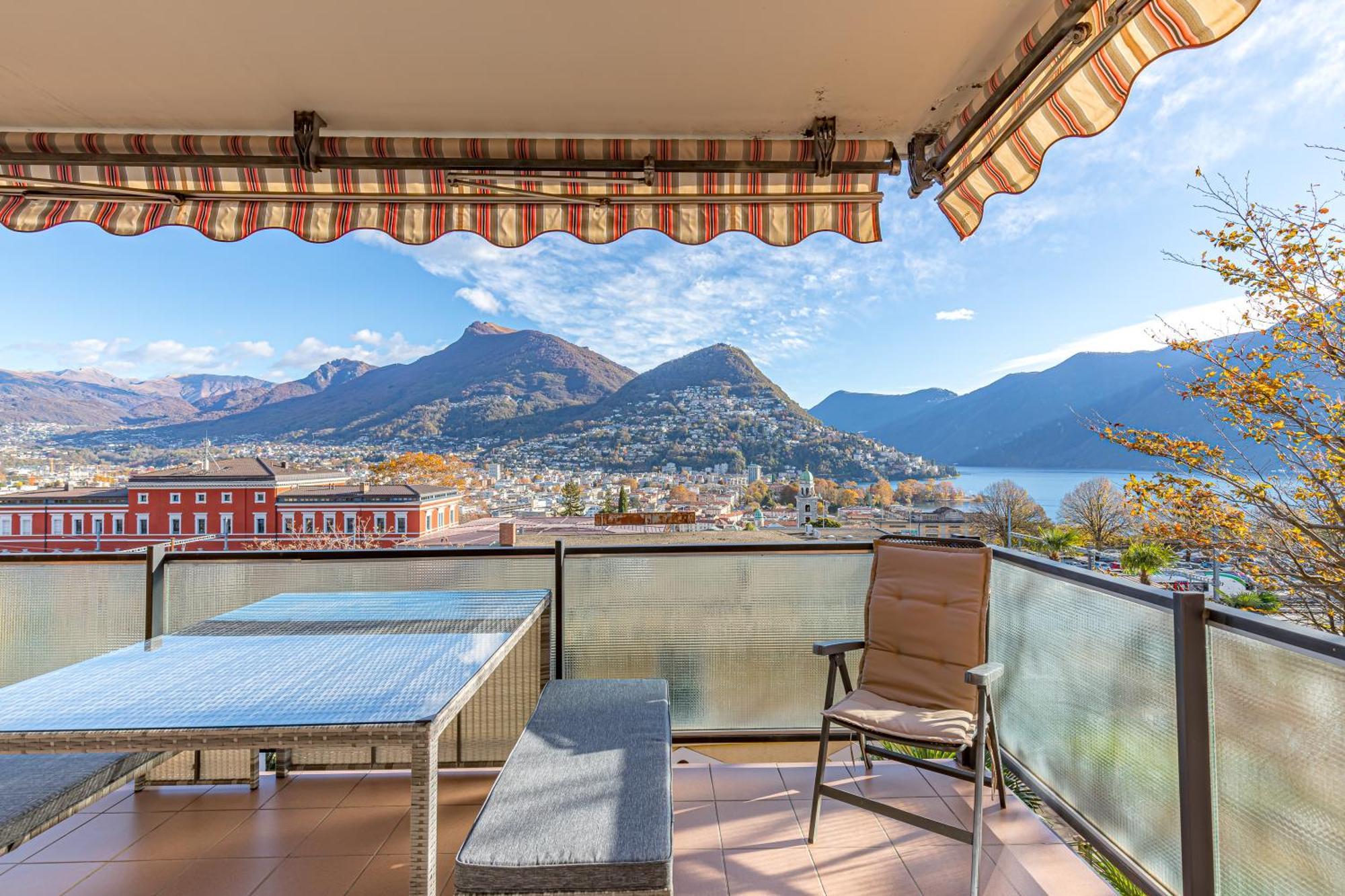 Imperial Of Lugano 4 With A Lake View Behind The Station And 10 Min From The Lake Apartman Kültér fotó